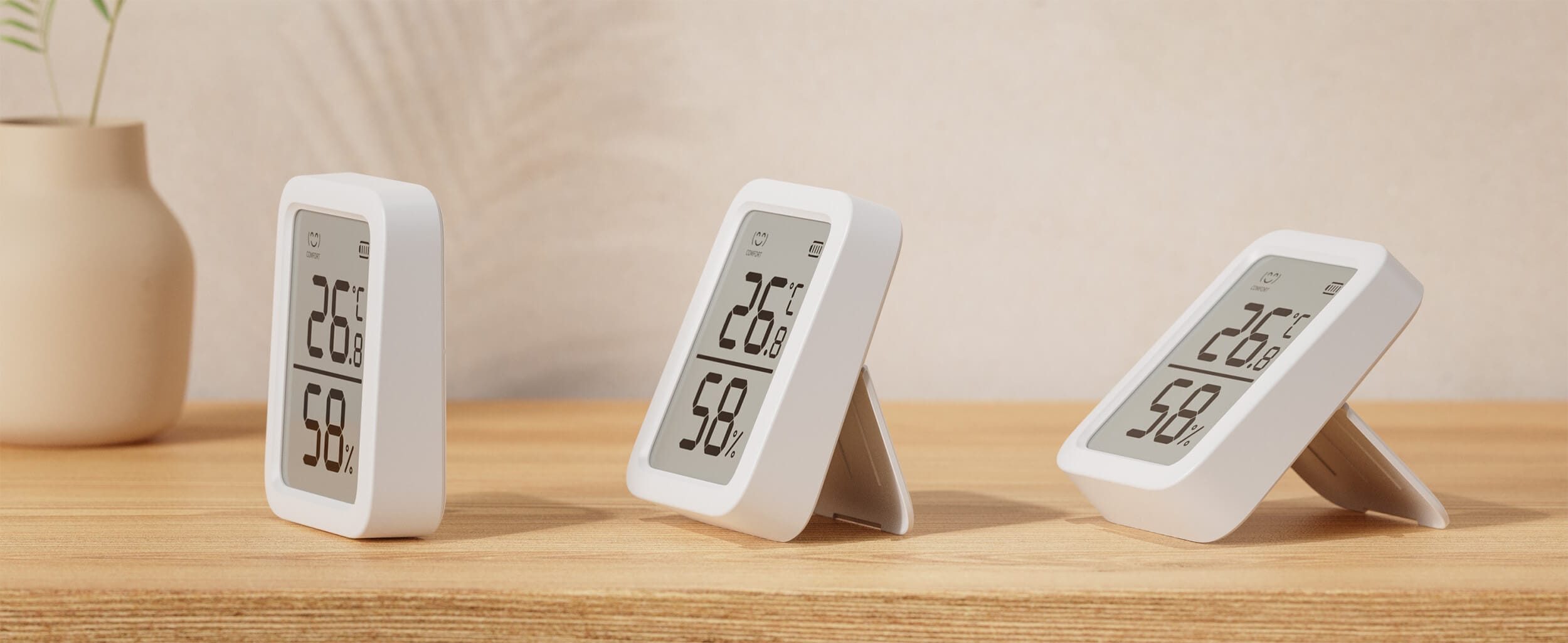 SwitchBot Meter Plus Senzor za Temperatura i Vlaga so podesuvacki noze