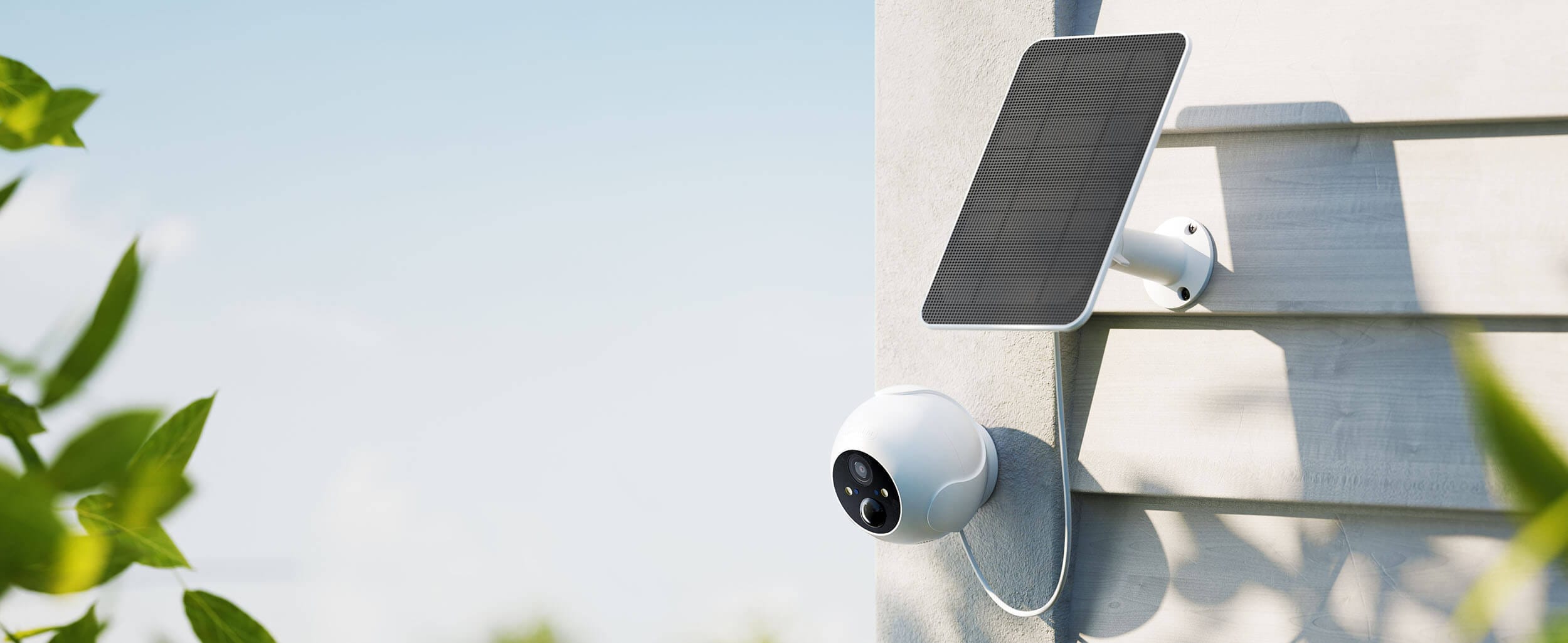 SwitchBot Outdoor Spotlight Camera 2K Nadvoresna Solar Panel