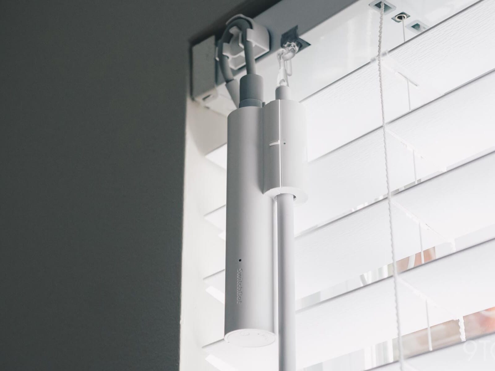 SwitchBot Blind Tilt Kontroler Za Venecijaner Roletni Galerija