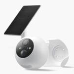 SwitchBot Outdoor Spotlight Camera with Solar Panel - Nadvoresha Kamera so Solaren Panel